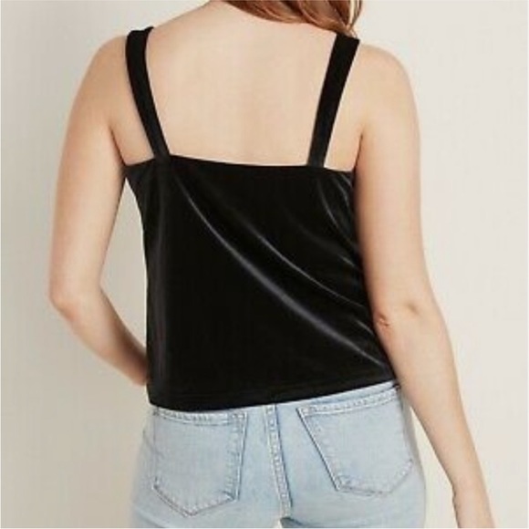 NWT Old Navy Black Velvet Classic Neutral Tank Top Size Medium - Picture 2 of 9